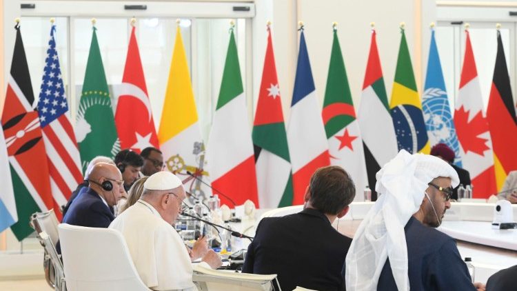 g7