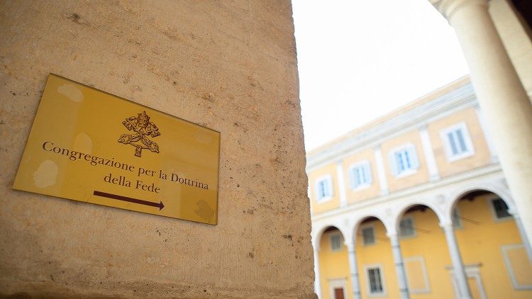 Reacciones a la "Fiducia supplicans": Dicasterio para la Doctrina de la Fe