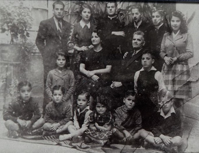 Familia