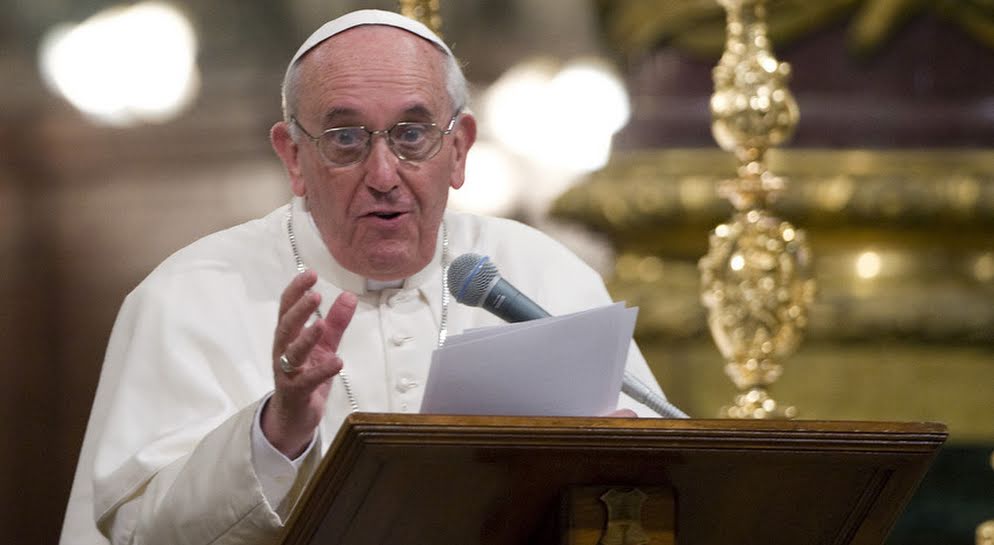 Evocar "la memoria de aquellos primeros días," cuando recibieron "la luz de Cristo."