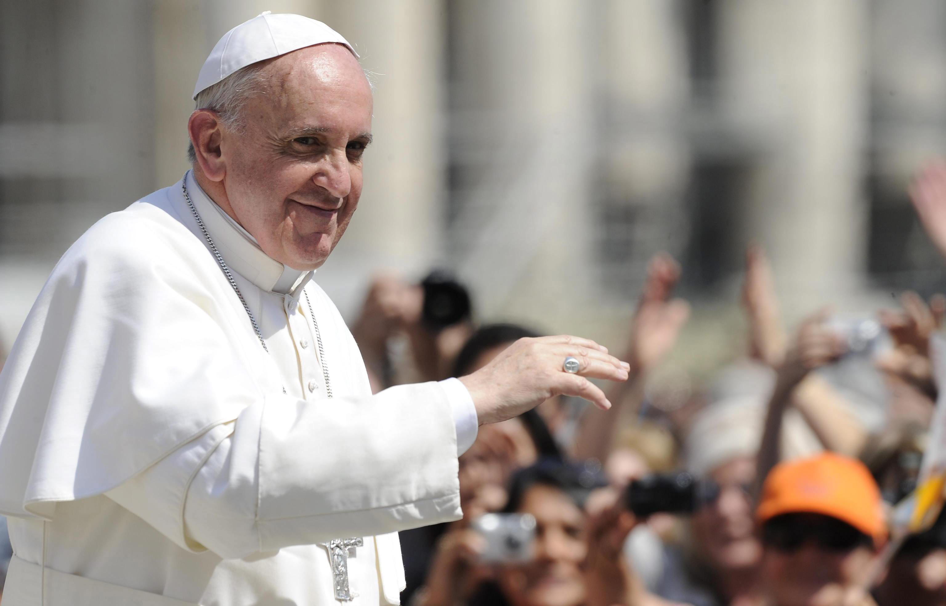 Francisco: 'La catequesis necesita ir más allá de la esfera escolar'