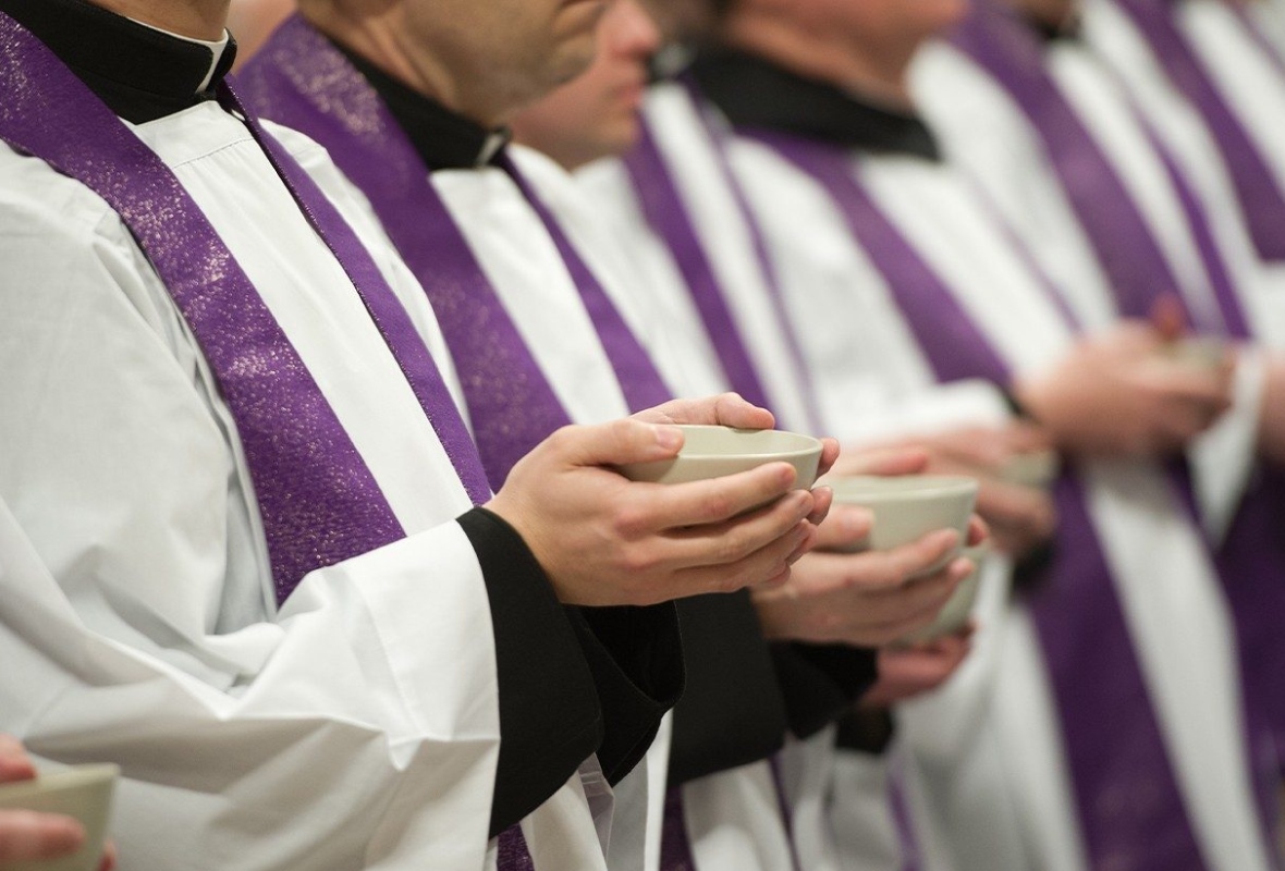 Sacerdote