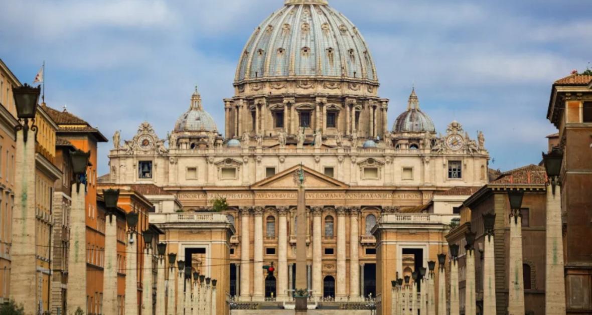 Comisión vaticana lanza consulta mundial para reforzar lucha contra abusos en la Iglesia