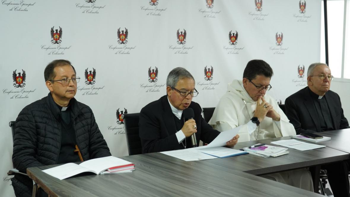 Iglesia pide a los colombianos mostrar signos de paz. La violencia hace daño a todos, afirma