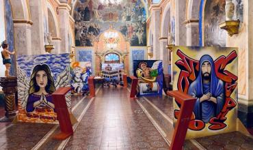 El grafiti dialoga con el patrimonio religioso en Bogotá